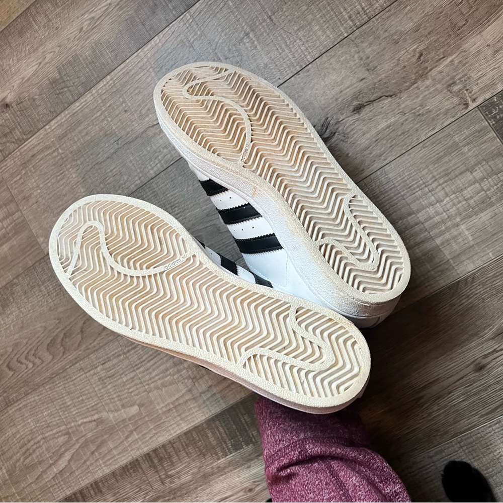Adidas superstar shoes - Picture 7 of 10
